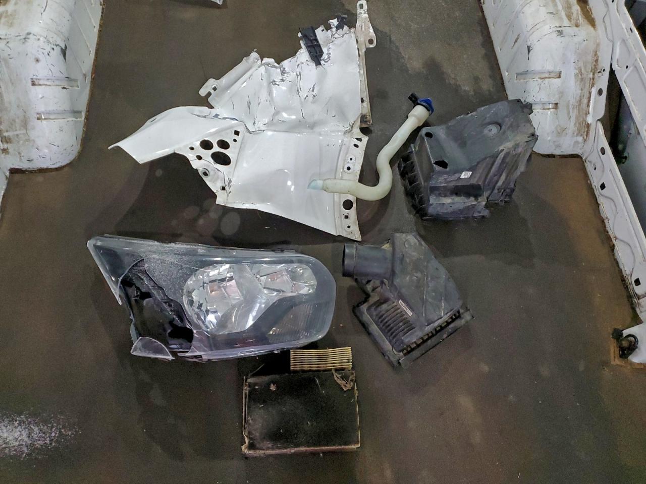 Ford Transit T-250 Image 9