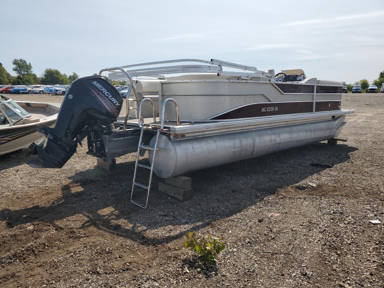 Boat Pontoon Image 3