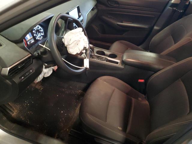 Nissan Altima S Image 11