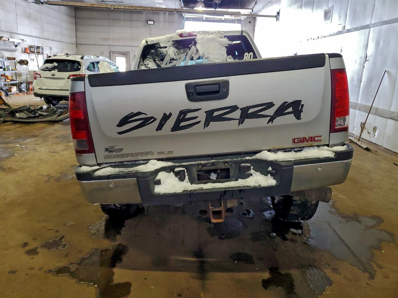 GMC Sierra K2500 Sle Image 3
