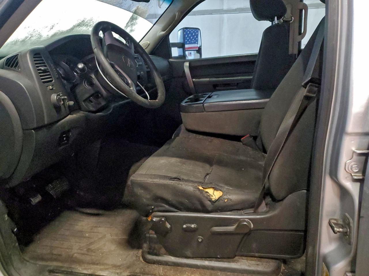 GMC Sierra K2500 Sle Image 10