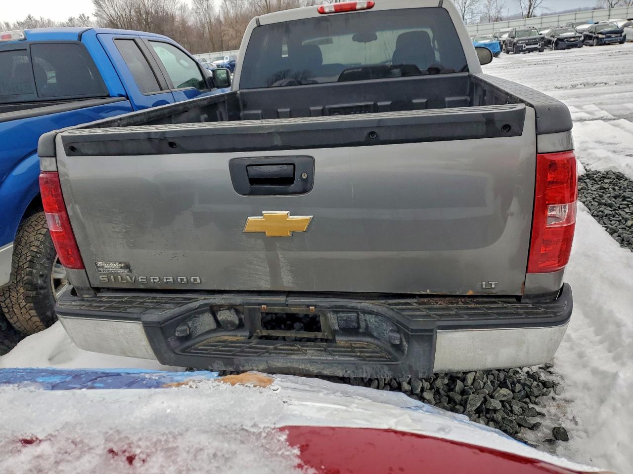 Chevrolet Silverado K1500 Lt Image 8