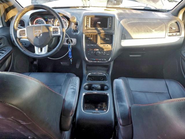 Dodge Caravan R/t Image 3