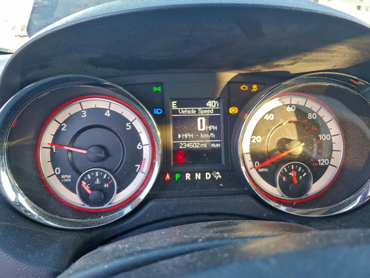 Dodge Caravan R/t Image 9