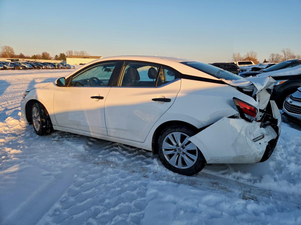 Nissan Sentra S Image 8