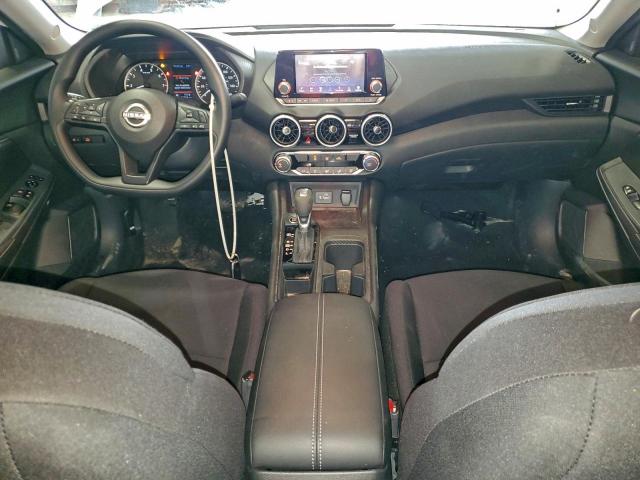 Nissan Sentra S Image 10