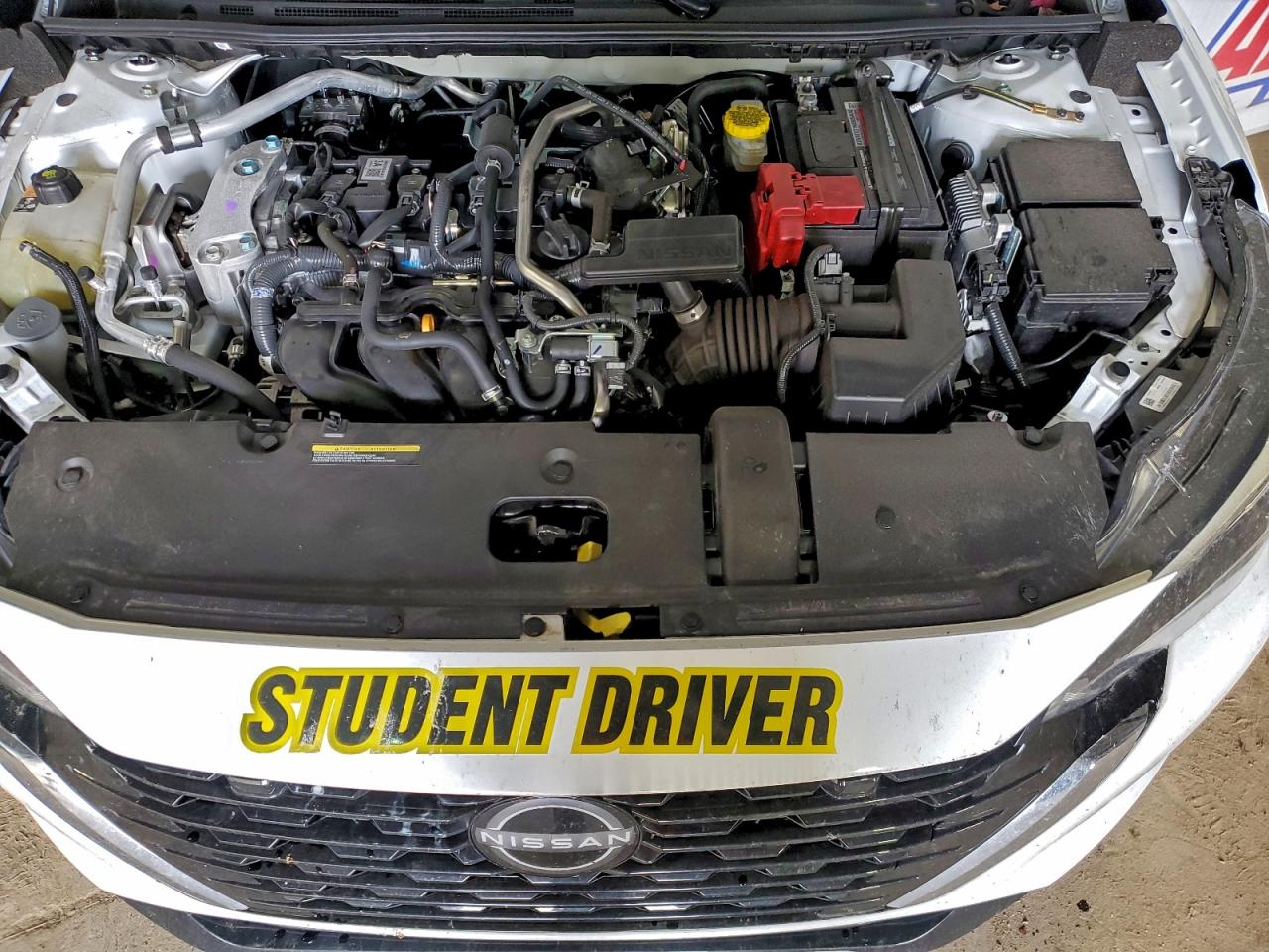 Nissan Sentra S Image 9