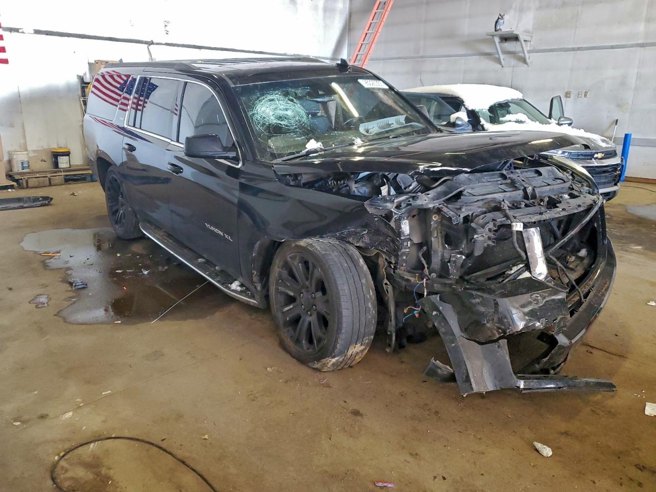 GMC Yukon K1500 Slt Image 5