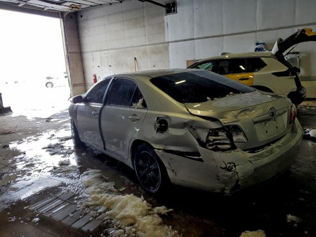 Toyota Camry Base Image 8