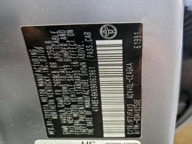 Toyota Camry Base Image 9