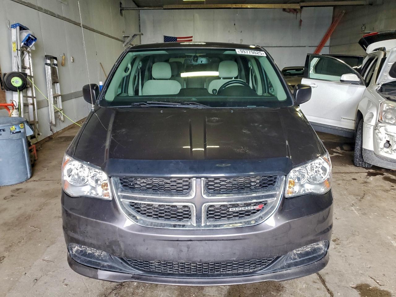 Dodge Caravan Se Image 8
