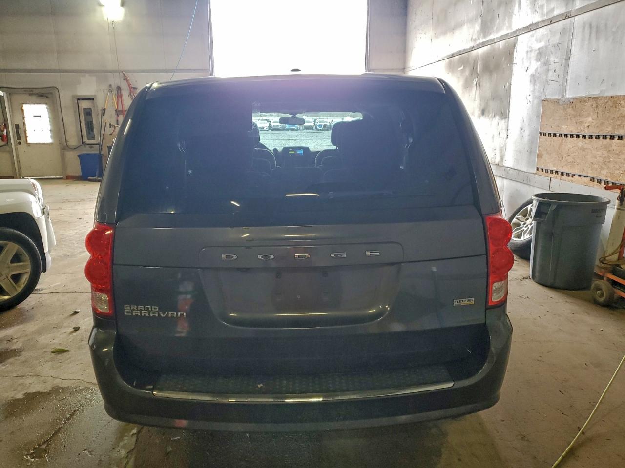 Dodge Caravan Se Image 13