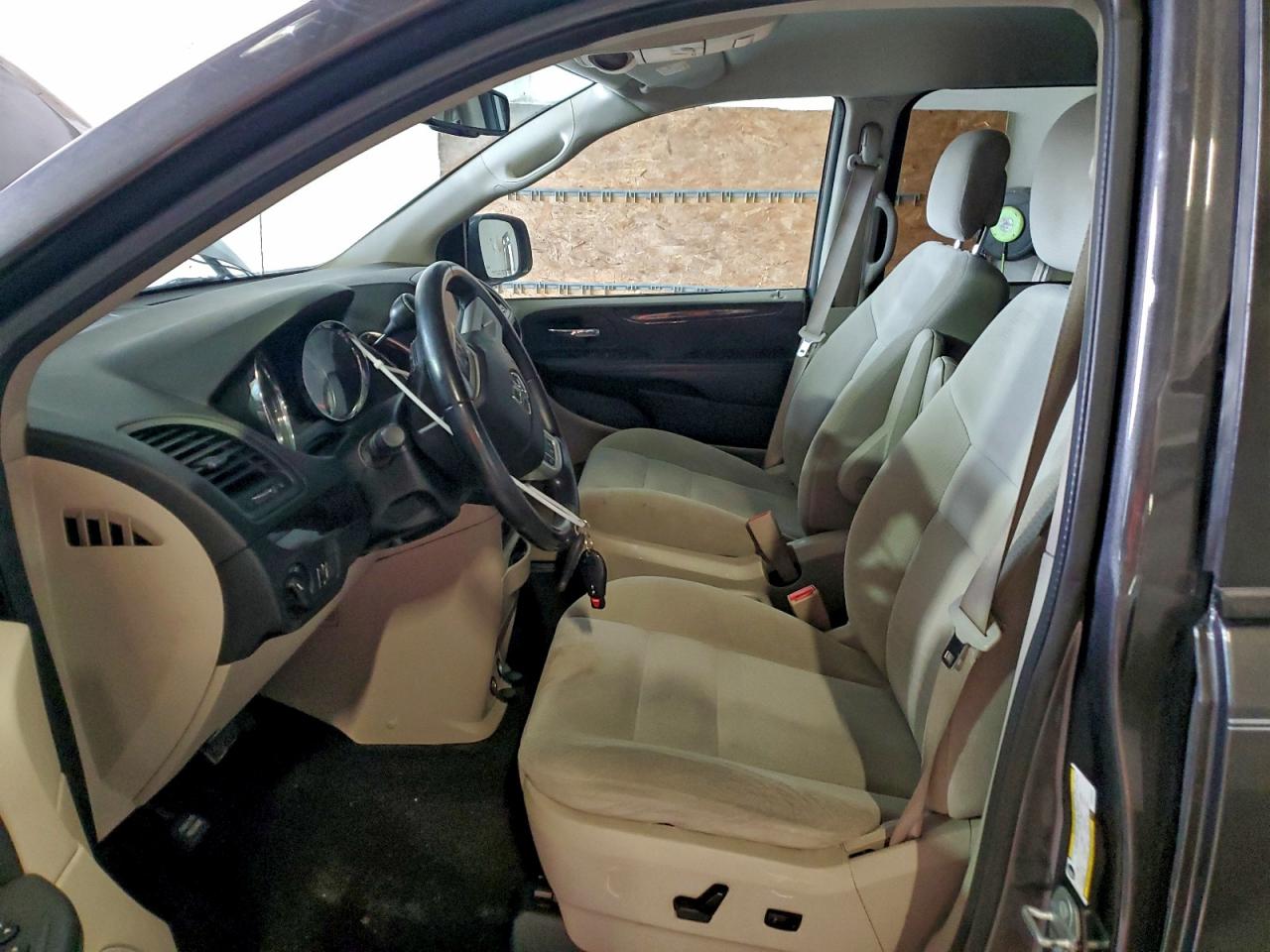 Dodge Caravan Se Image 4