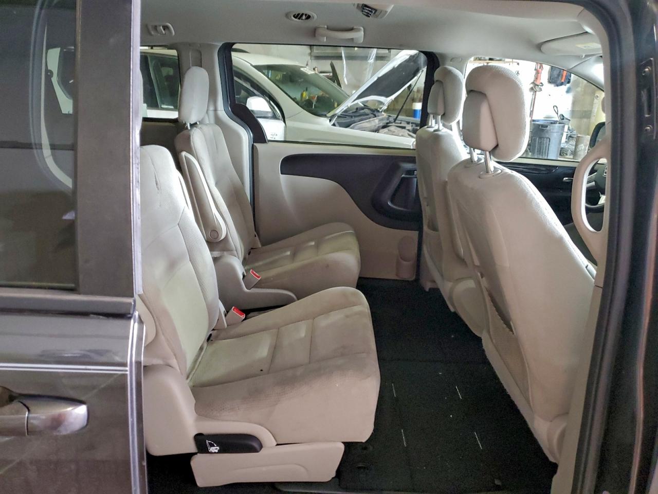 Dodge Caravan Se Image 5