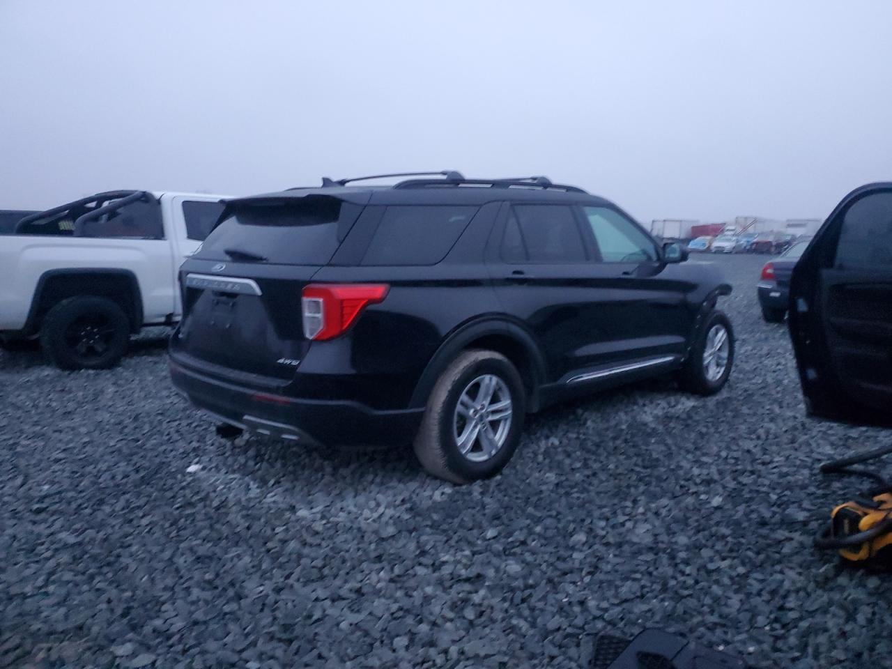 Ford Explorer Xlt Image 10