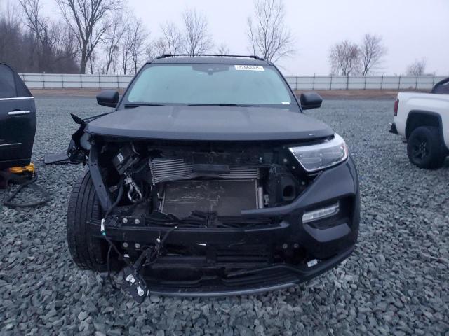 Ford Explorer Xlt Image 11