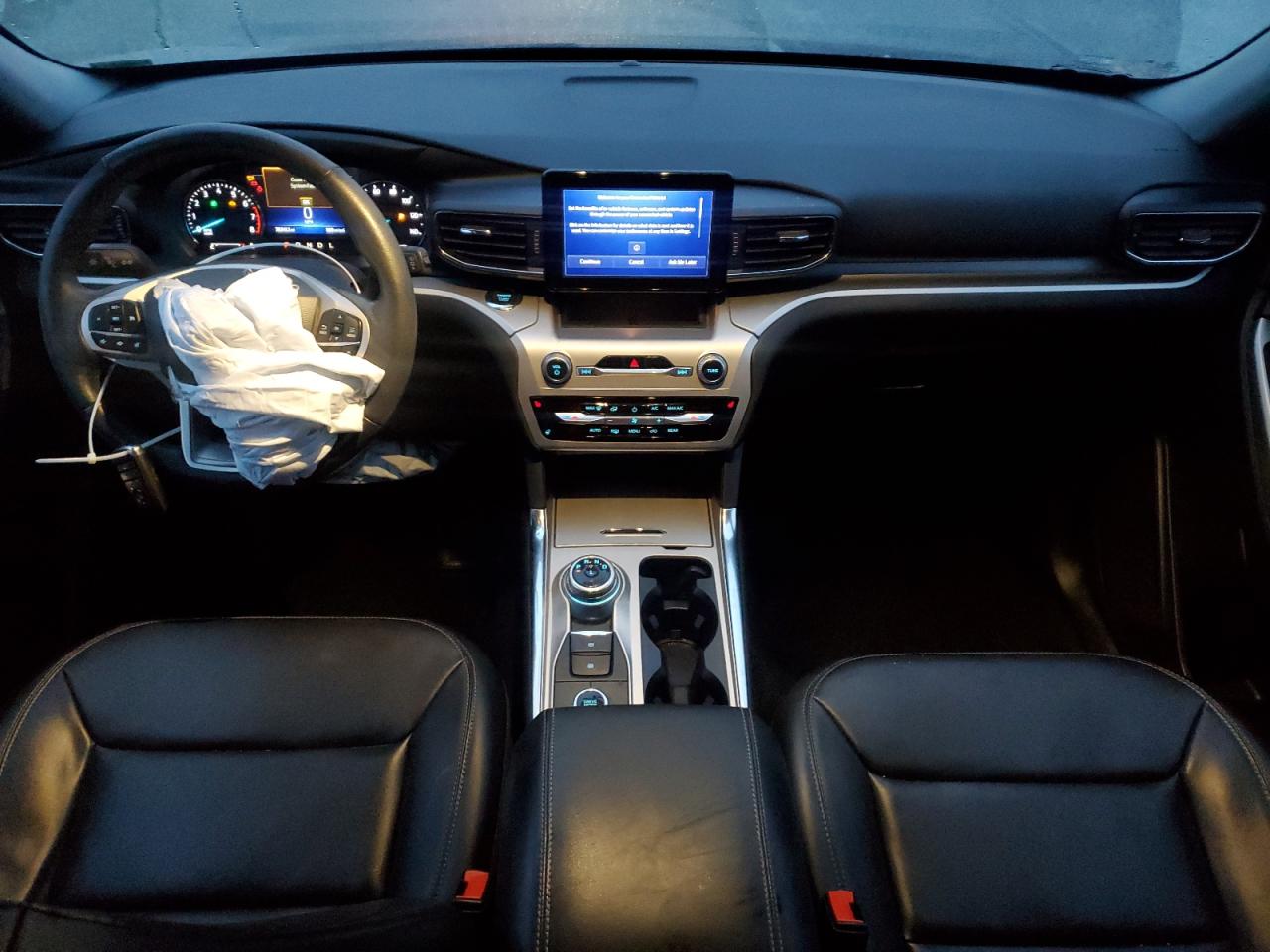 Ford Explorer Xlt Image 12