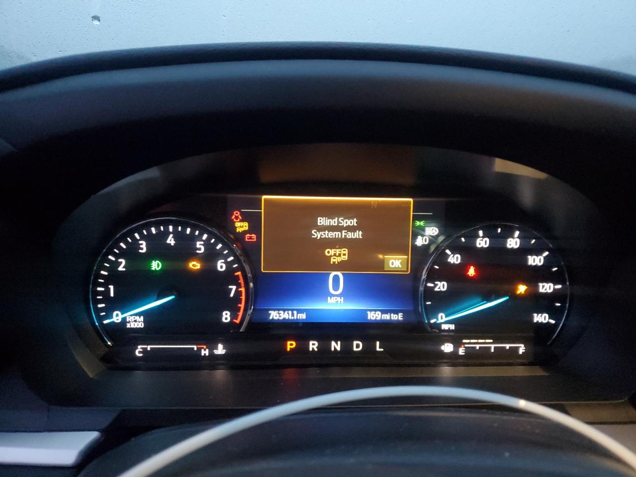 Ford Explorer Xlt Image 2