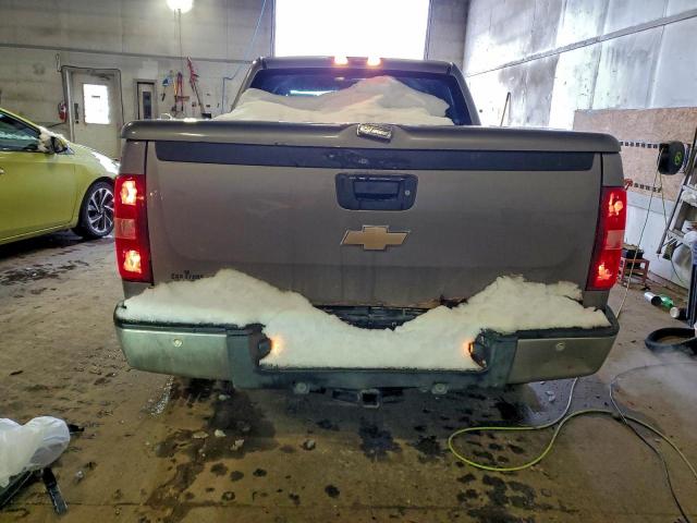 Chevrolet Silverado K1500 Image 10