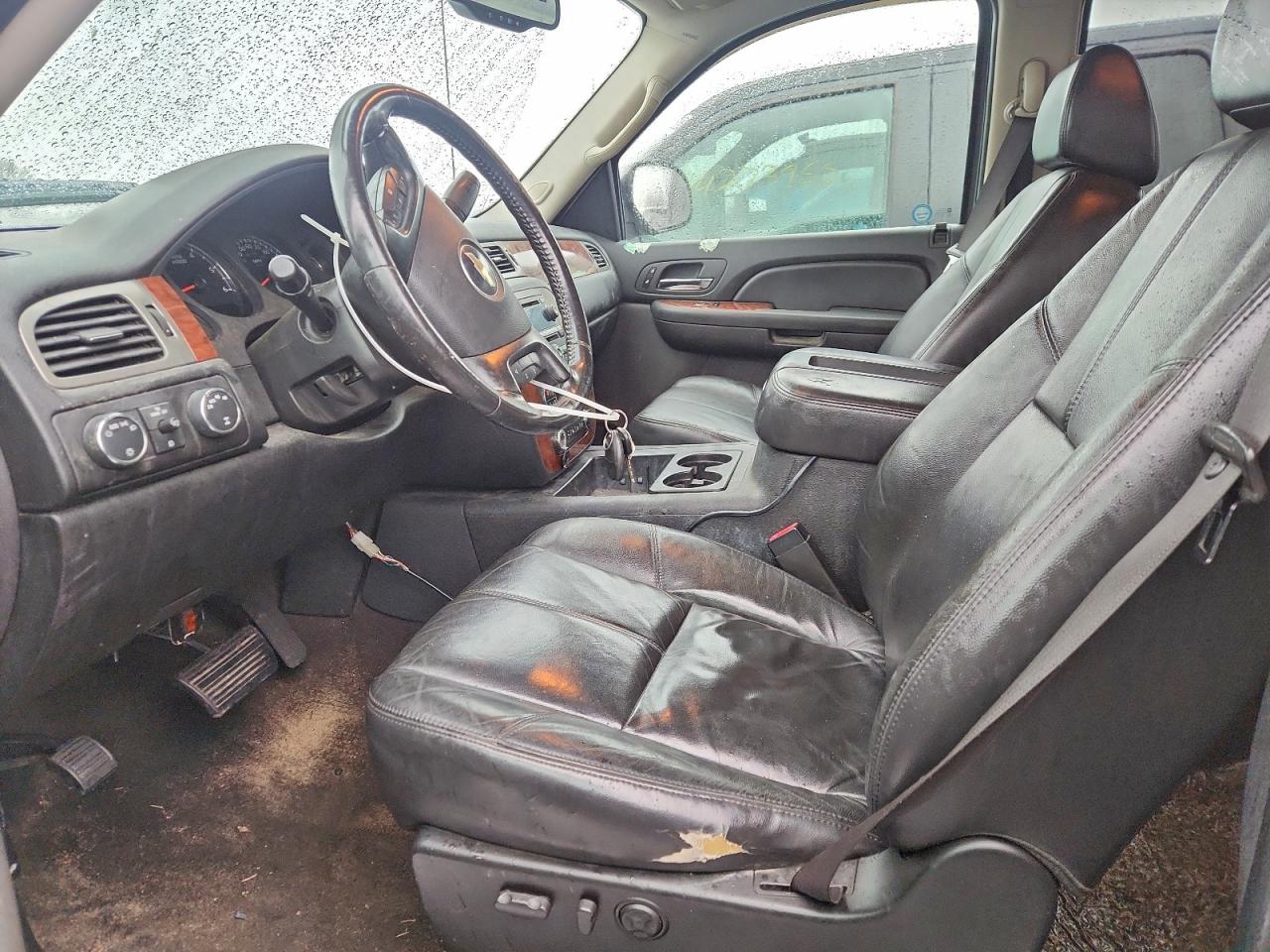 Chevrolet Silverado K1500 Image 8