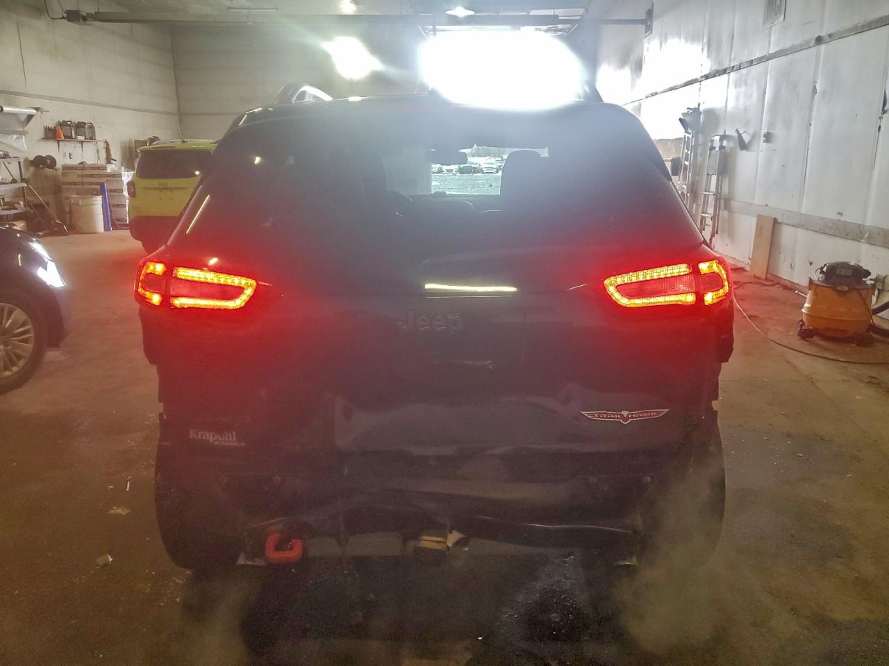 Jeep Cherokee Trailhawk Image 6